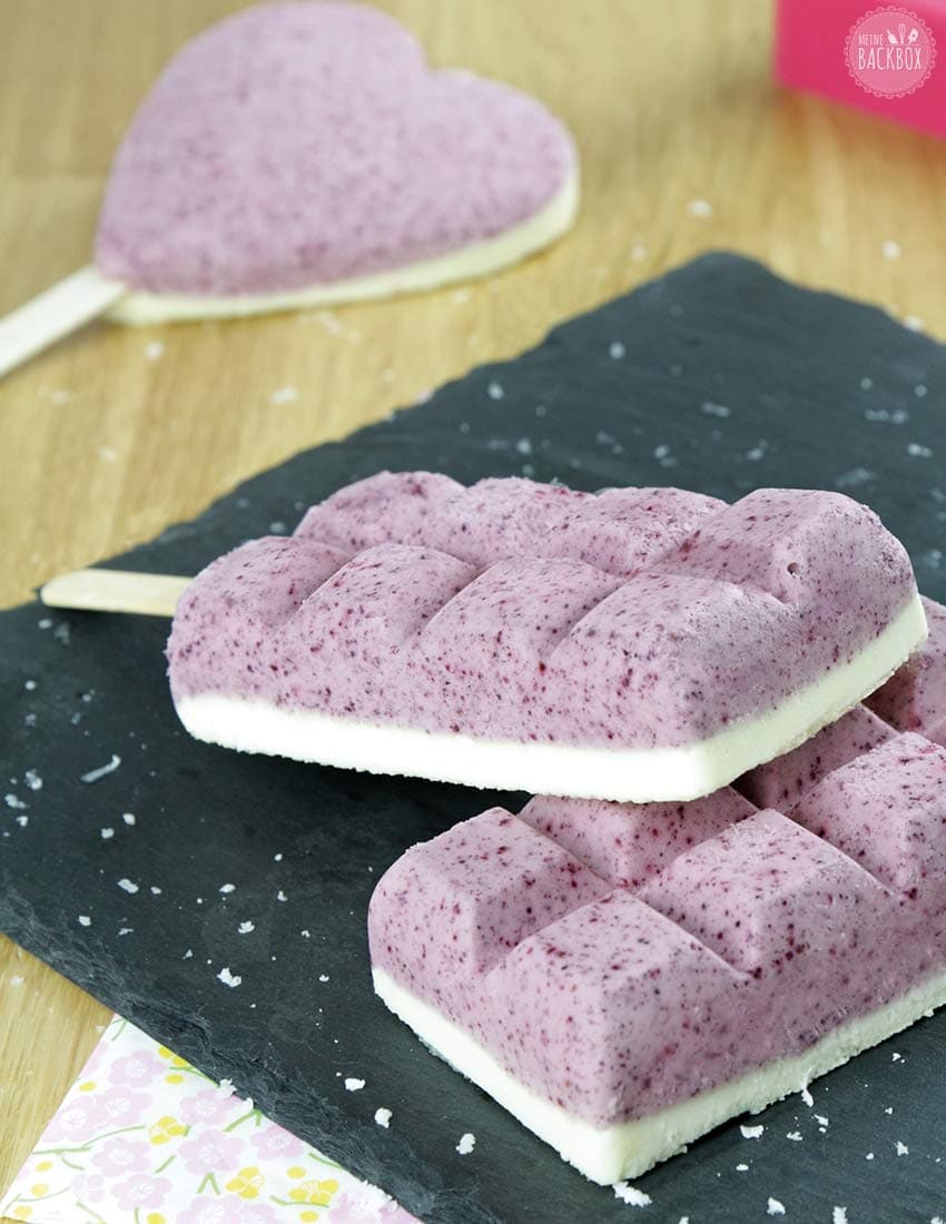Parfait am Stiel Kokos Brombeere