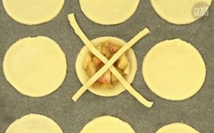 Mini Apple Pies Rezept mit Herbstzucker