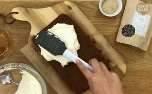 Süßkartoffel Brownies Rezept mit Mascarpone-Creme und Honig