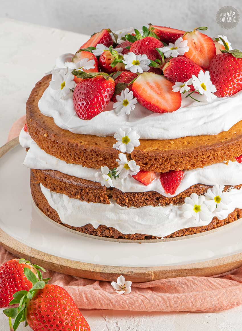 Sneak Beerenstark Box: Erdbeer-Torte