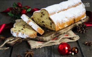 Bratapfel Christstollen mit Marzipan und Rosinen