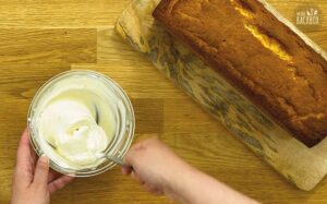 Fruchtige Kuchensandwiches: Inger-Frischkäsemasse zubereiten