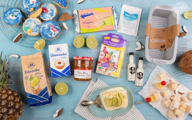 Unboxing Beach Party Box