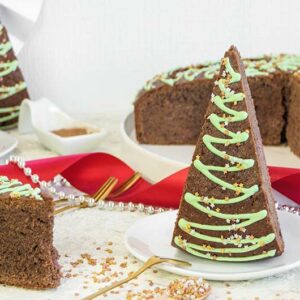 Winterkirschkuchen mit Royal Icing