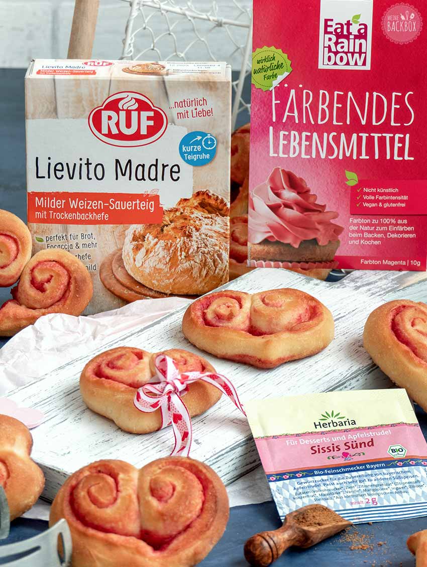 Bake Love Box: Sauerteig Hefeherzen – Produkte aus der Box