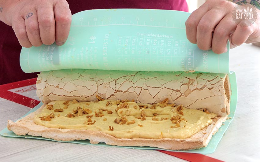 Geeiste Mango Baiserrolle Rezept: Baiser rollen