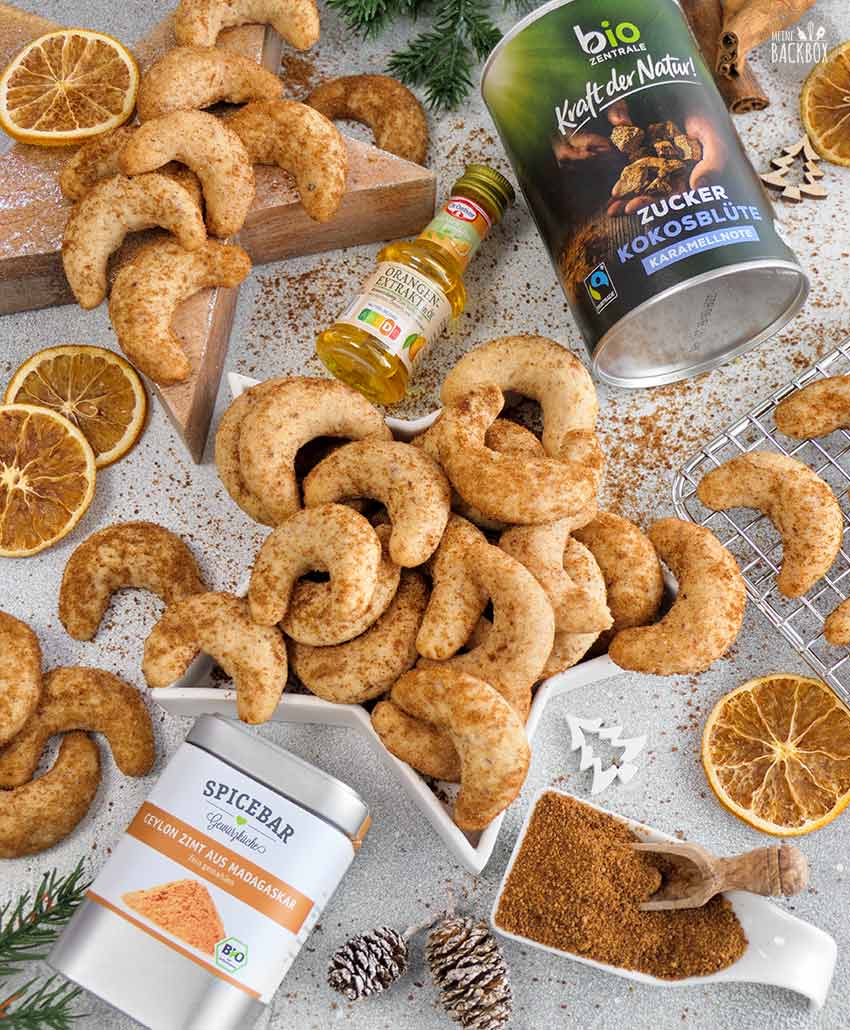 Weihnachtskipferl mit Produkten
