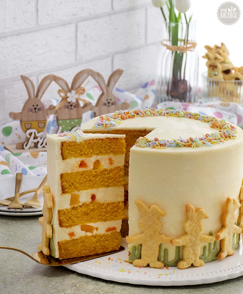 Rübli Ostertorte mit Aprikosen und Karotten-Karamell