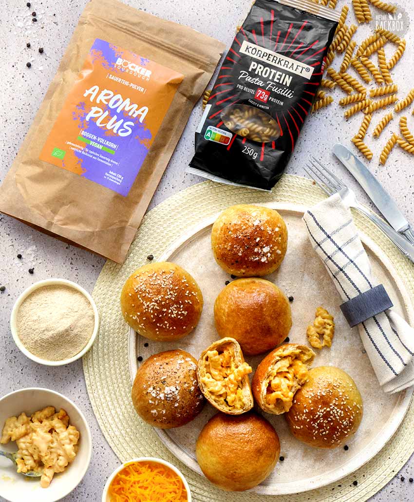 Mac & Cheese Milk Buns mit den Produkten aus der Box