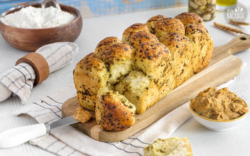 Herzhaftes Monkey Bread mit Bärlauch-Pesto