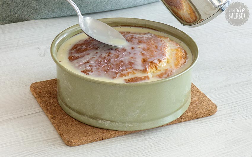 Bolo de Coco Rezept: Kuchen tränken