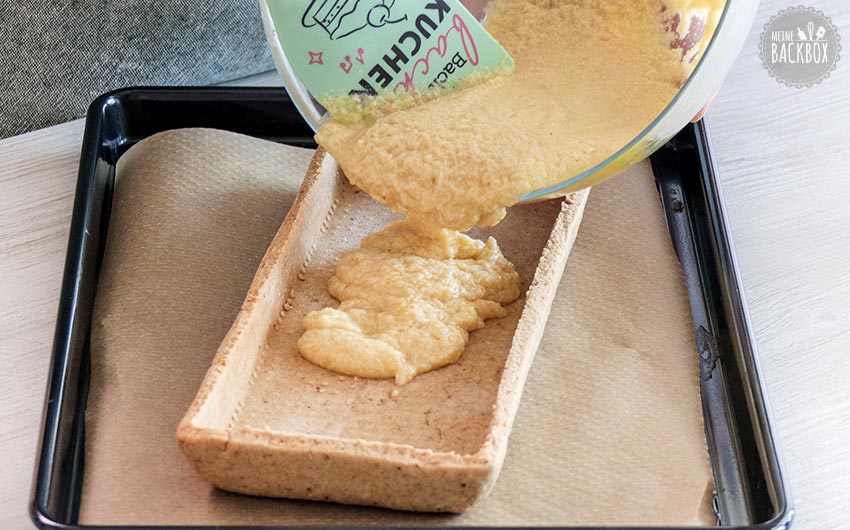 Tarte Amandine Rezept: Mandelcreme verteilen