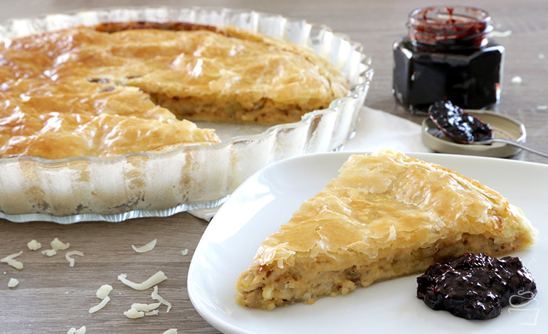 Cheese & Onion Pie mit Johannisbeer Chutney