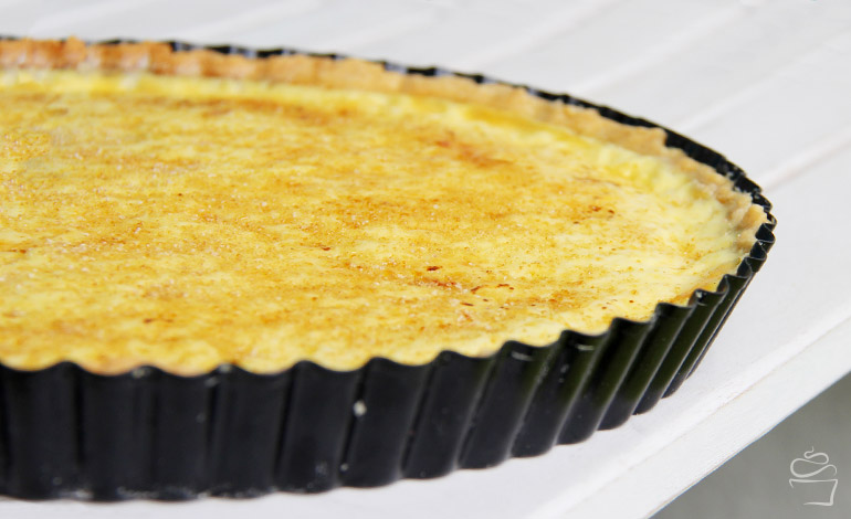 Crème brûlée Tarte mit Sommerfrüchten